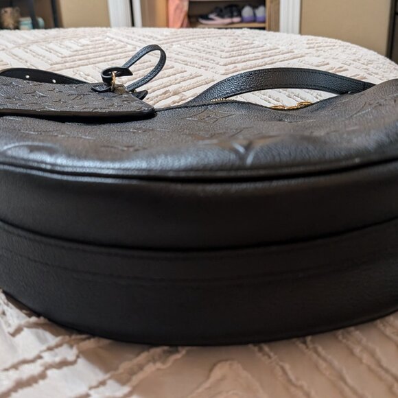 Louis Vuitton Bag - Picture 2 of 13